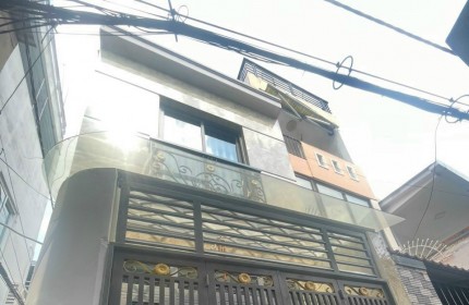 Bán nhà đường Quang Trung gần ngã năm, nhà mới giá rẻ, tặng nội thất đi theo nhà.
